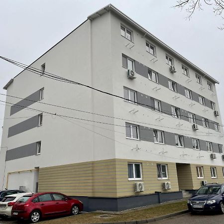 Ferienwohnung Garsoniera Moderna 1 Piteşti Exterior foto